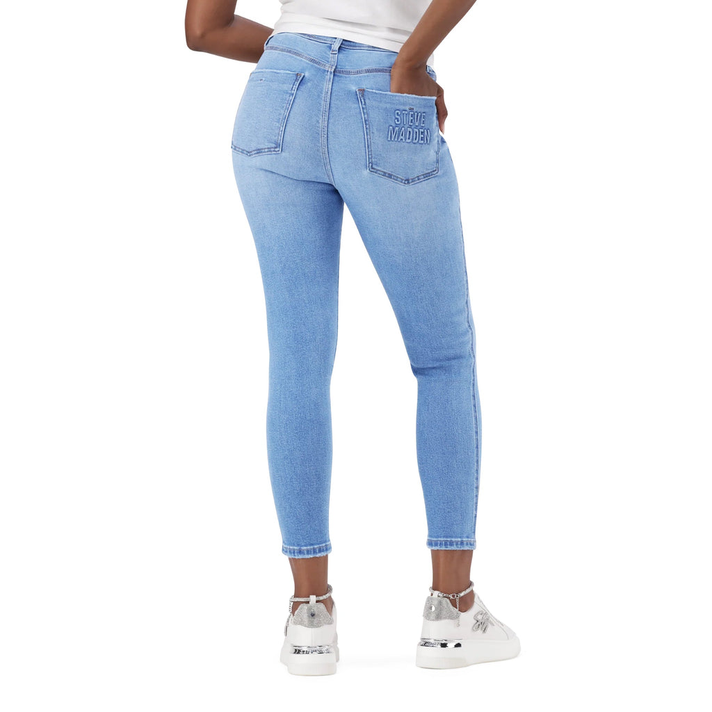 ZOE CONTOUR CURVY MID WASH SKINNY