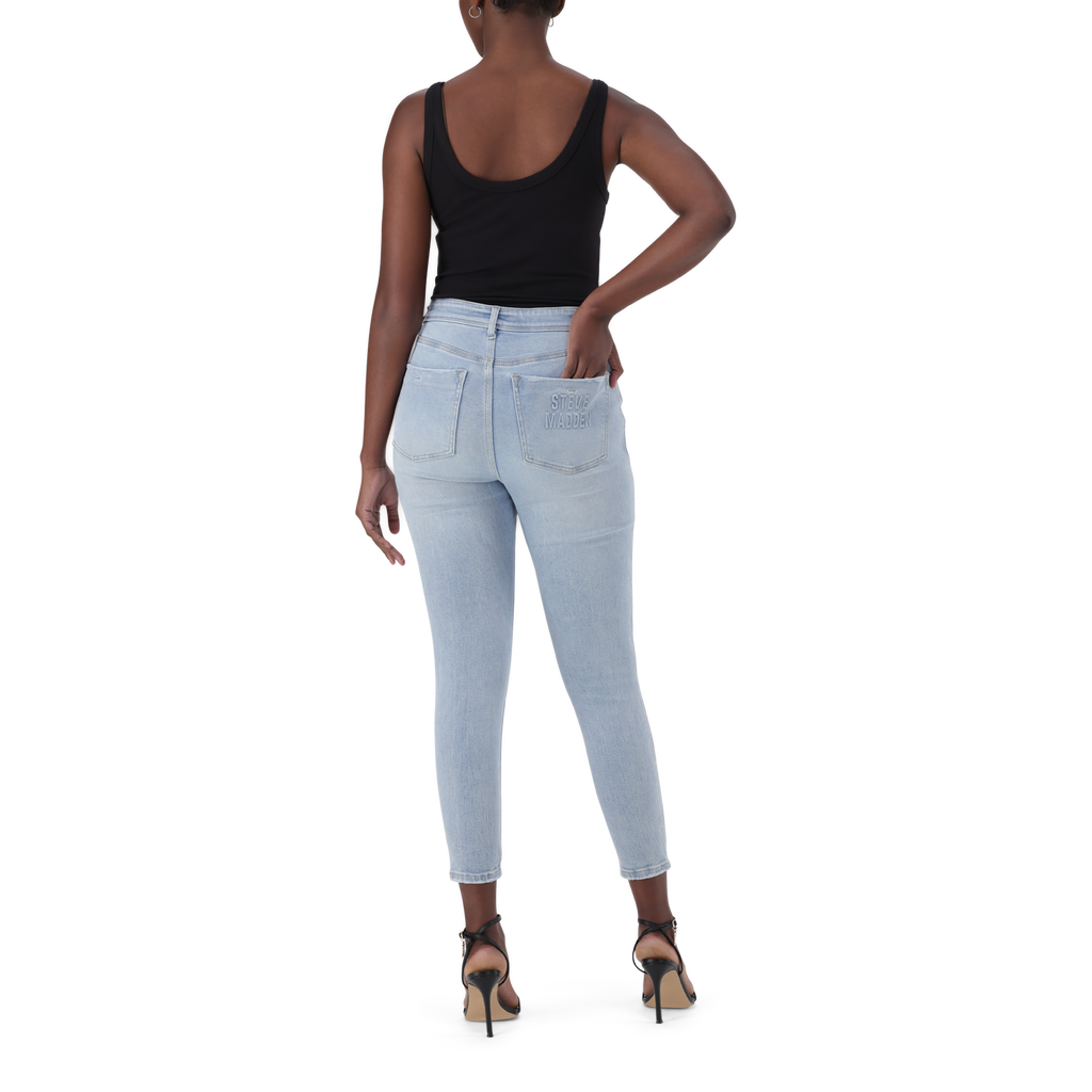 ZOE CONTOUR CURVY LIGHT WASH SKINNY