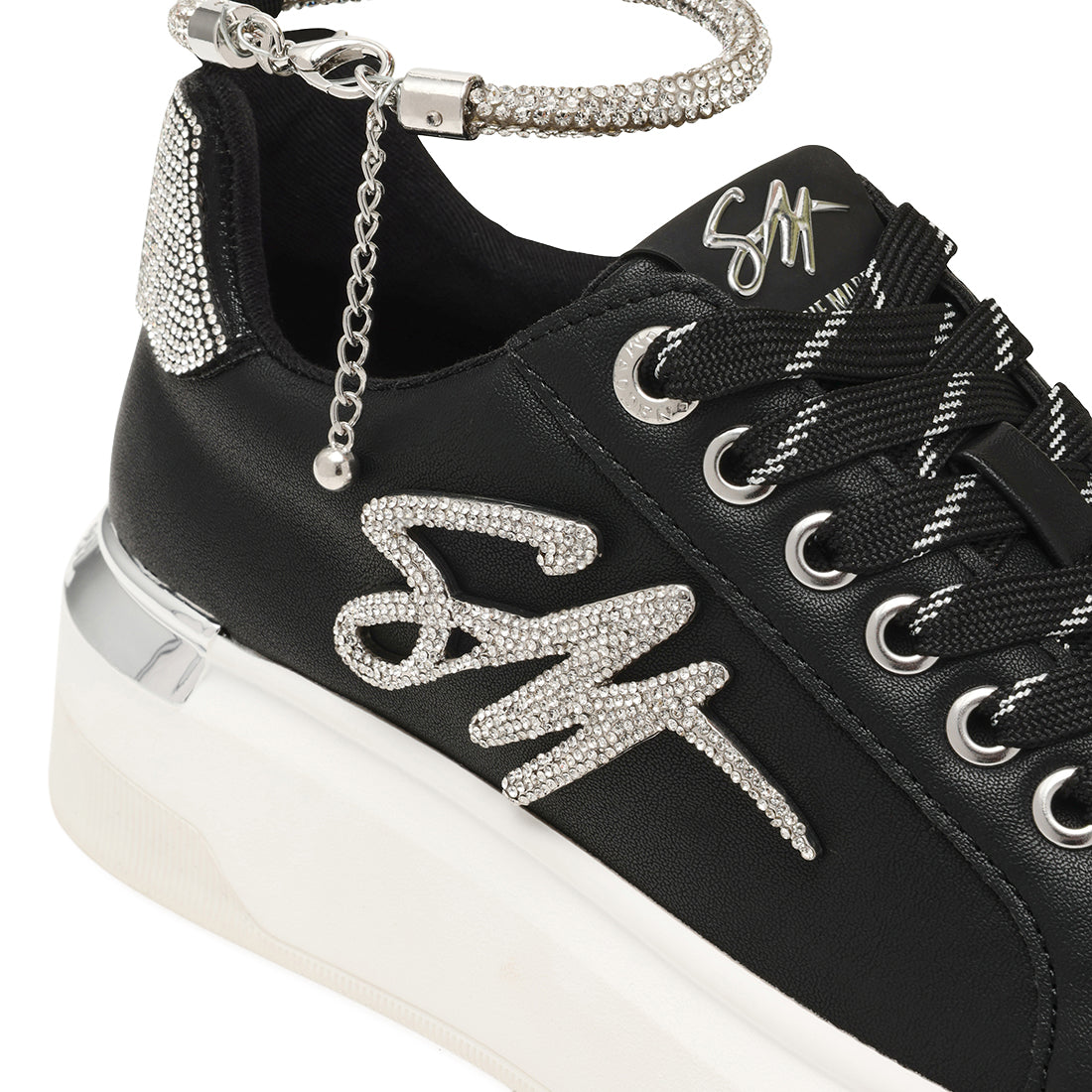 GAYLAXIE BLACK